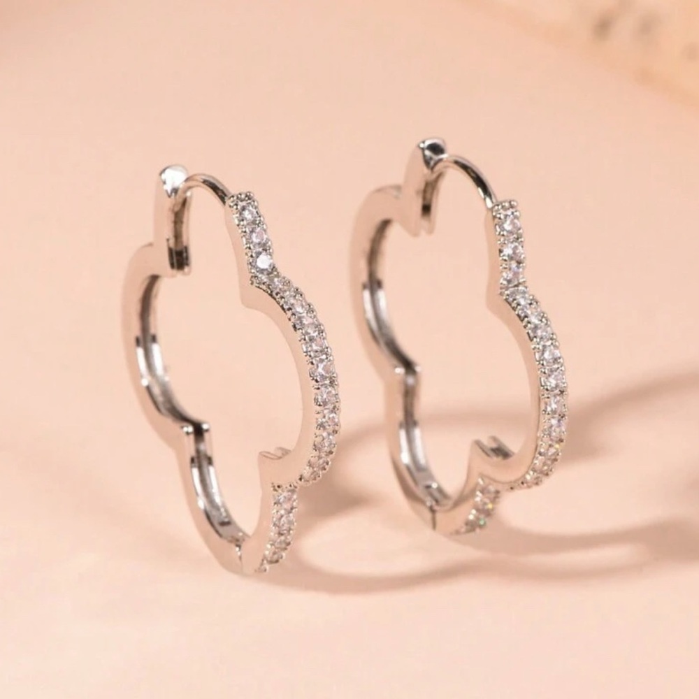 18K White Gold Clover Shape Diamond Inlay Accent Hoop Inspired Design Earrings
